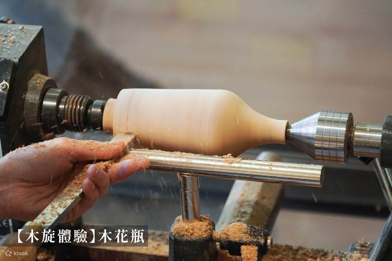 Little Corner HK Wood turning and wood carving craft
